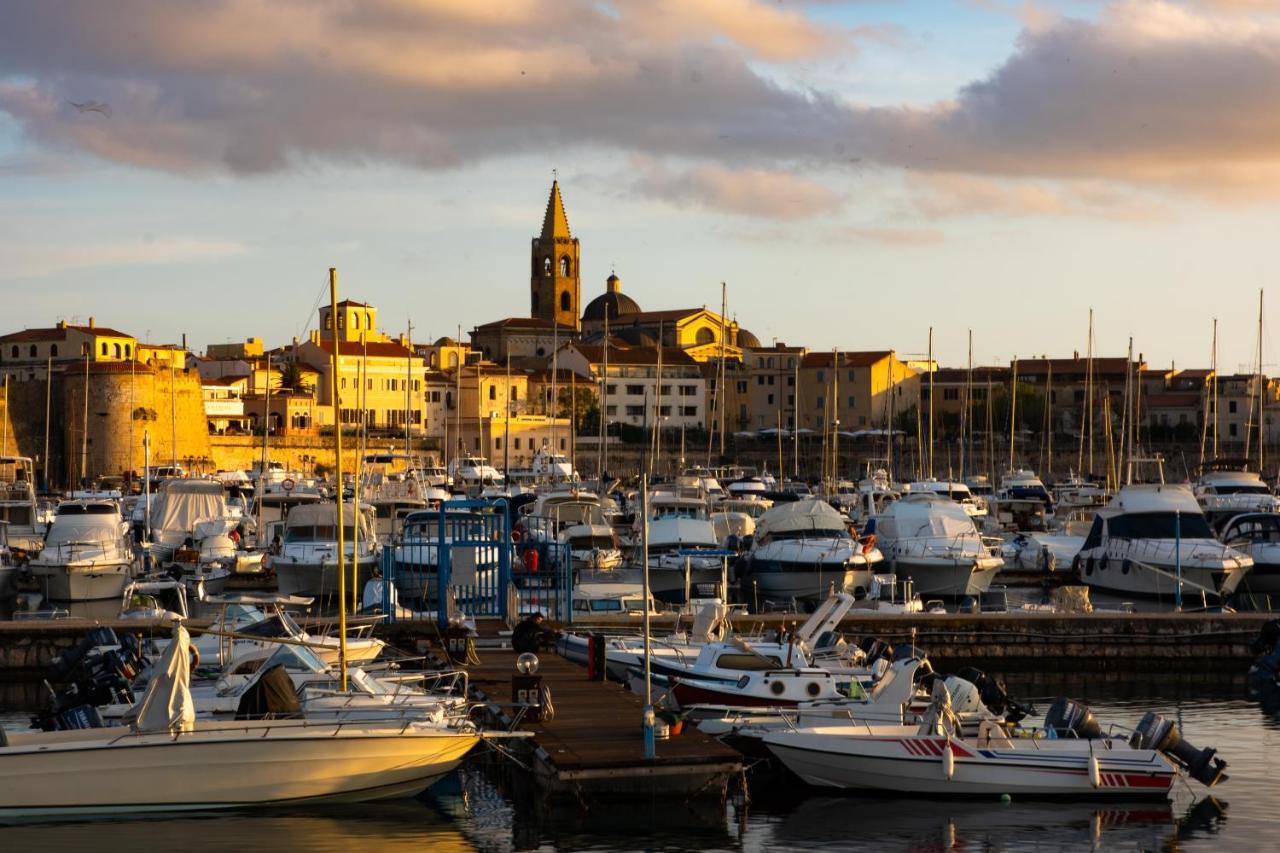 Alghero House Boat エクステリア 写真